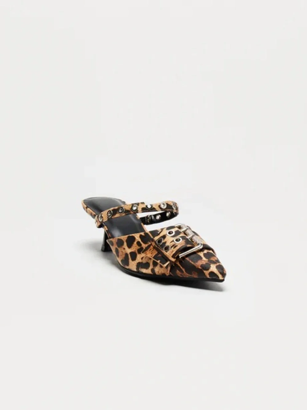 Fashion Nova Bale Hardware Kitten Heel Pumps - Leopard - Picture 5 of 9